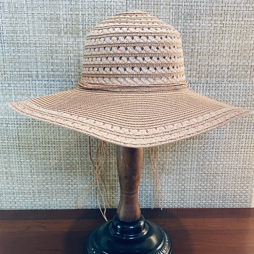 🌟3xHP🌟NWOT Tan Wide Brim Paper Straw Hat with Paper Raffia Trim Marcus Adler